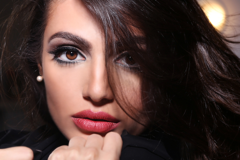 أول عارضة أزياء إماراتية رفيعة الهاجسي: أشعر أنني أميرة.. ومن حقي أتشرط